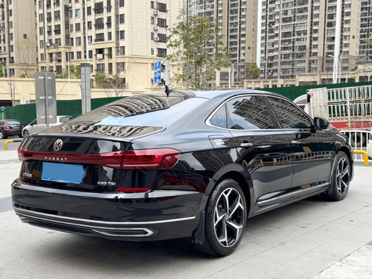 2023 Volkswagen Passat 2.0T 186HP L4 7DCT,autocango,china used car exporter,china ev exporter,chinese used car exporter,chinese used ev exporter