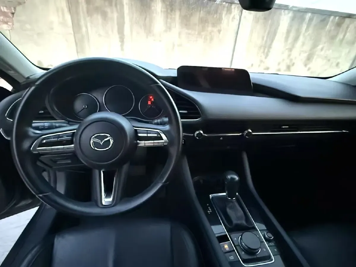 2020 Mazda 3 Axela 2.0L 158HP L4 6AT,autocango,china used car exporter,china ev exporter,chinese used car exporter,chinese used ev exporter