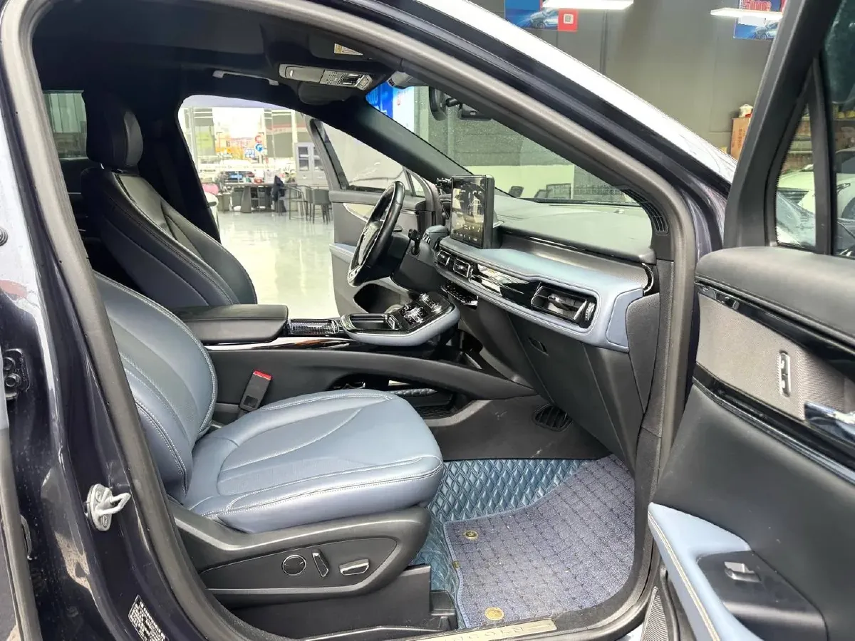2021 Lincoln Nautilus 2.0T 245HP L4 8AT,autocango,china used car exporter,china ev exporter,chinese used car exporter,chinese used ev exporter
