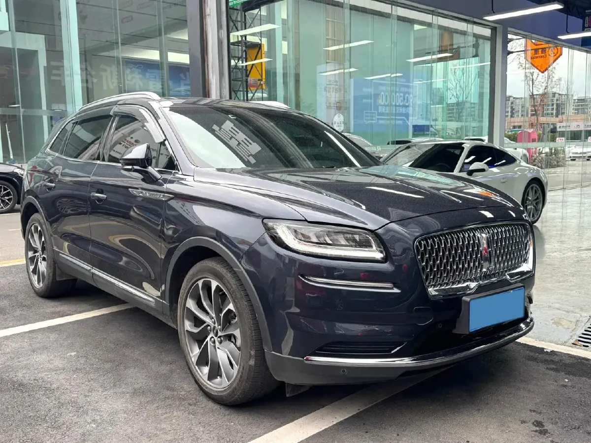2021 Lincoln Nautilus 2.0T 245HP L4 8AT,autocango,china used car exporter,china ev exporter,chinese used car exporter,chinese used ev exporter