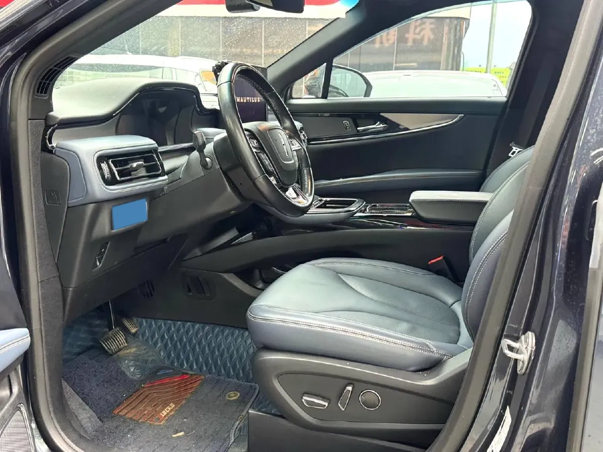 2021 Lincoln Nautilus 2.0T 245HP L4 8AT,autocango,china used car exporter,china ev exporter,chinese used car exporter,chinese used ev exporter