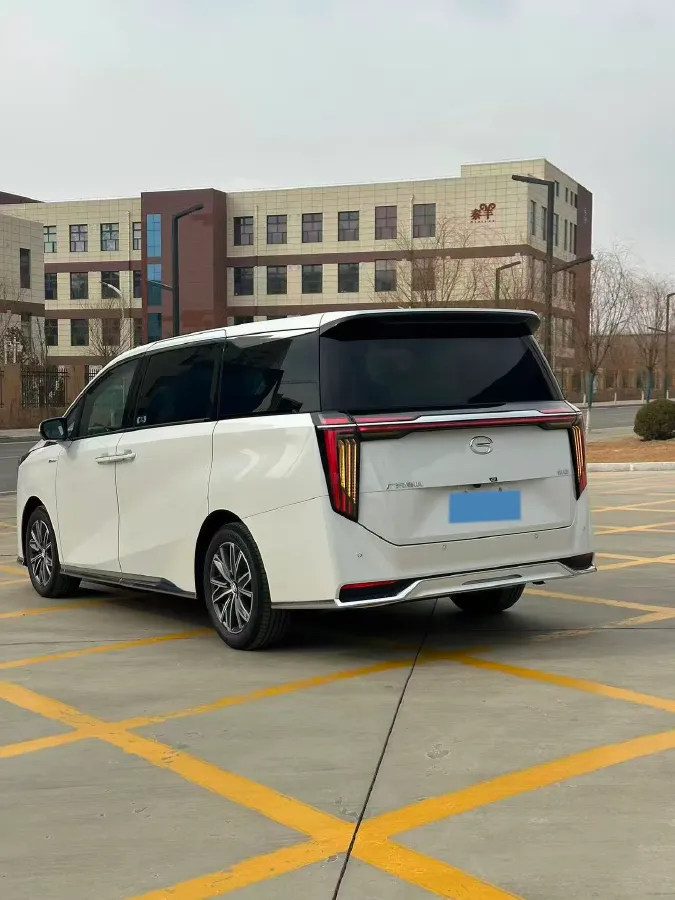 2024 GAC Trumpchi M8 2.0T 252HP L4 8AT,autocango,china used car exporter,china ev exporter,chinese used car exporter,chinese used ev exporter