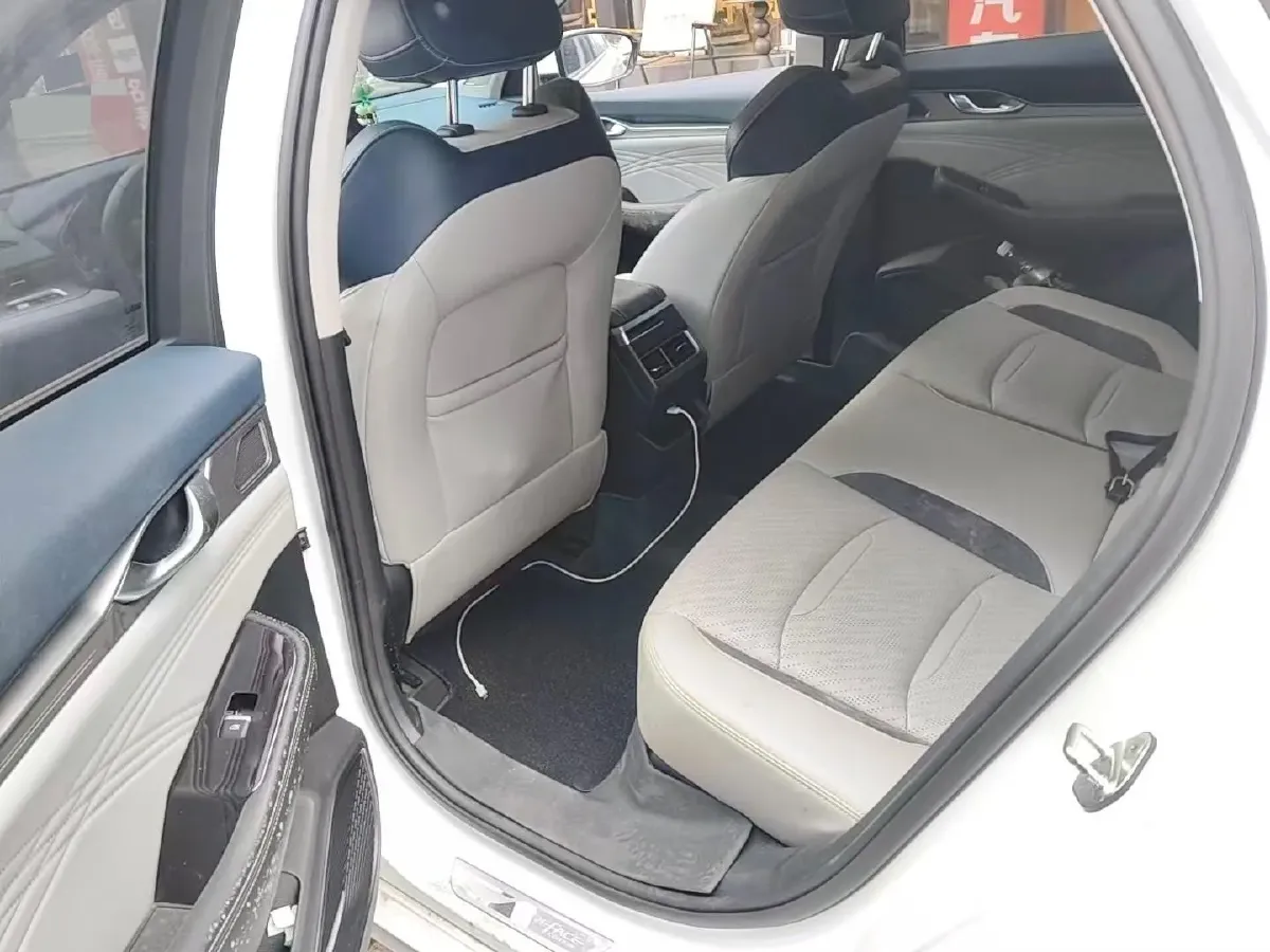 2020 Geely Tugella 2.0T 238HP L4 8AT,autocango,china used car exporter,china ev exporter,chinese used car exporter,chinese used ev exporter