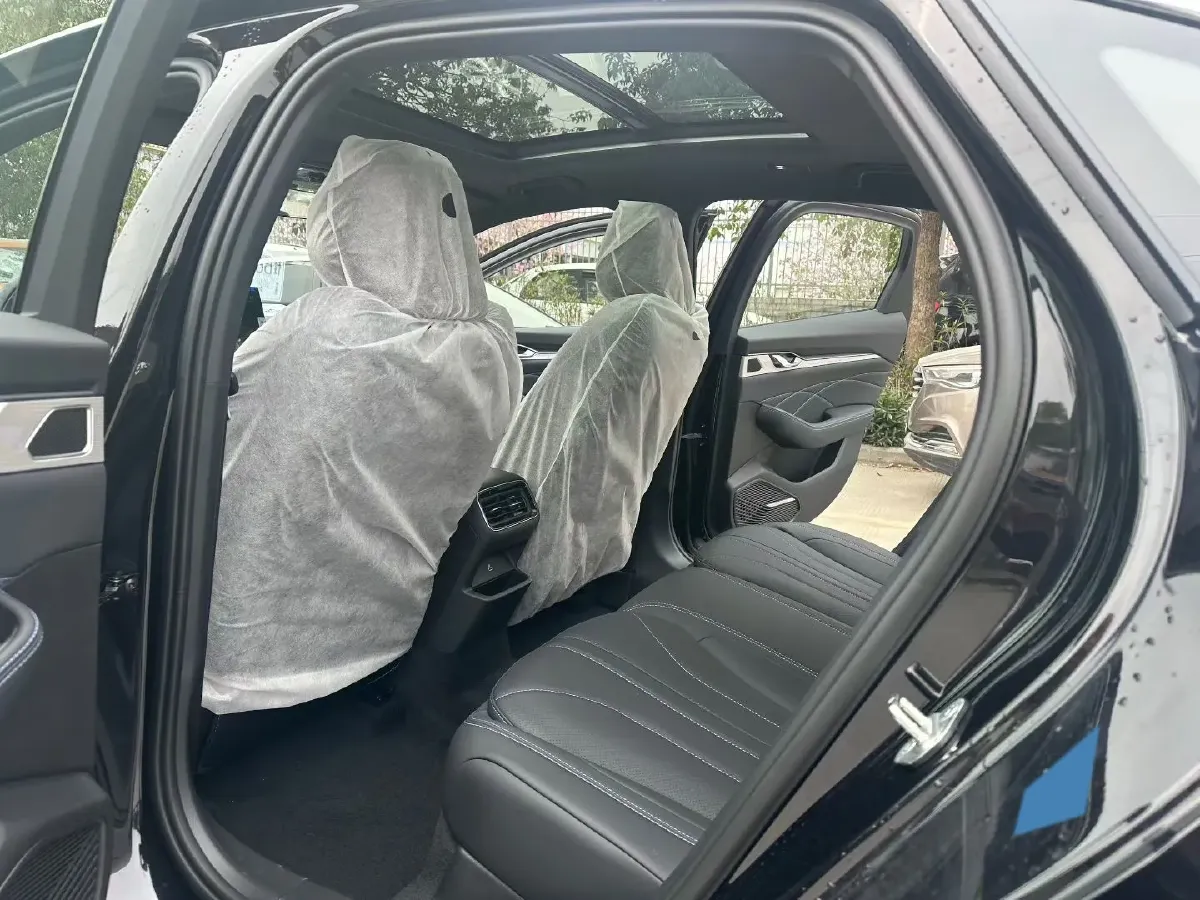 2026 Geely Preface 1.5T 181HP L4 7DCT,autocango,china used car exporter,china ev exporter,chinese used car exporter,chinese used ev exporter