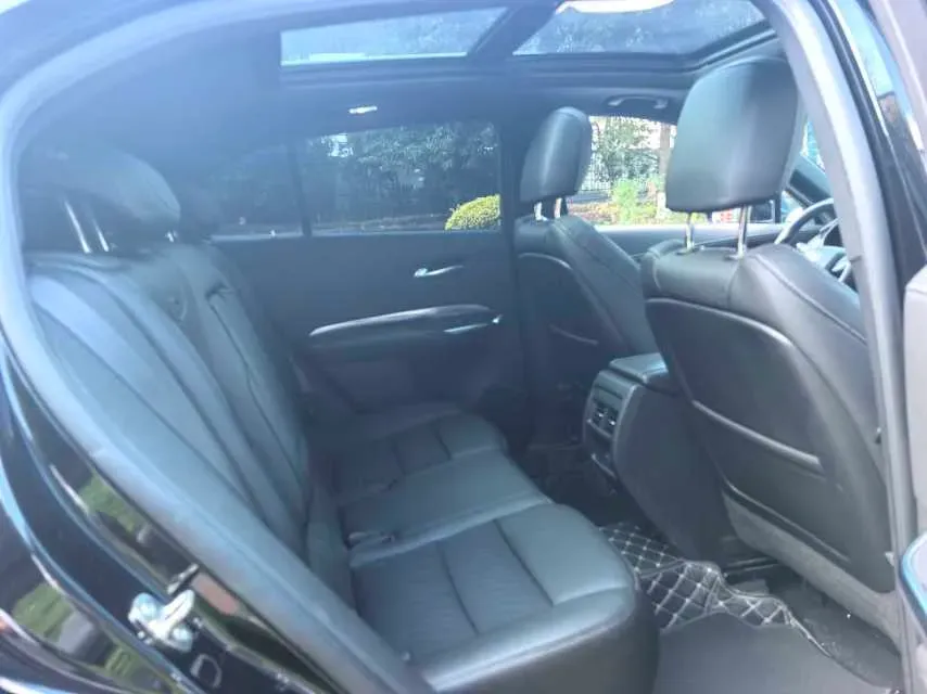 2021 Cadillac XT4 2.0T 237HP L4 9AT,autocango,china used car exporter,china ev exporter,chinese used car exporter,chinese used ev exporter