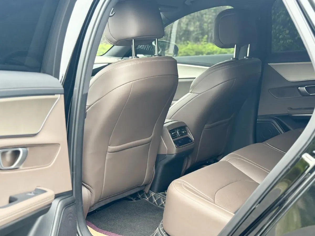 2022 BYD e9 BEV 63.36KWH,autocango,china used car exporter,china ev exporter,chinese used car exporter,chinese used ev exporter