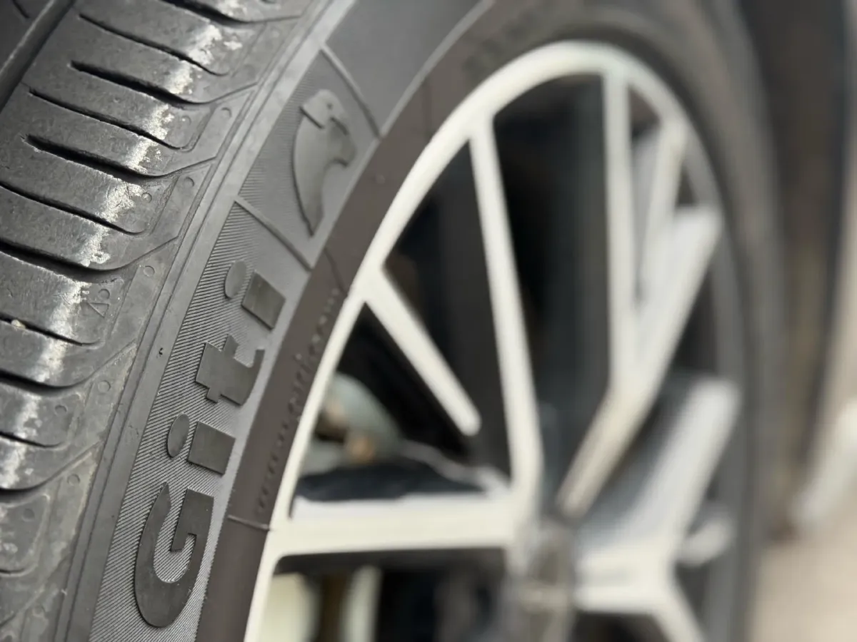 2022 BYD e9 BEV 63.36KWH,autocango,china used car exporter,china ev exporter,chinese used car exporter,chinese used ev exporter