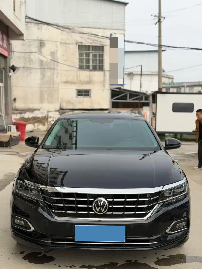 2020 Volkswagen Passat 2.0T 186HP L4 7DCT,autocango,china used car exporter,china ev exporter,chinese used car exporter,chinese used ev exporter