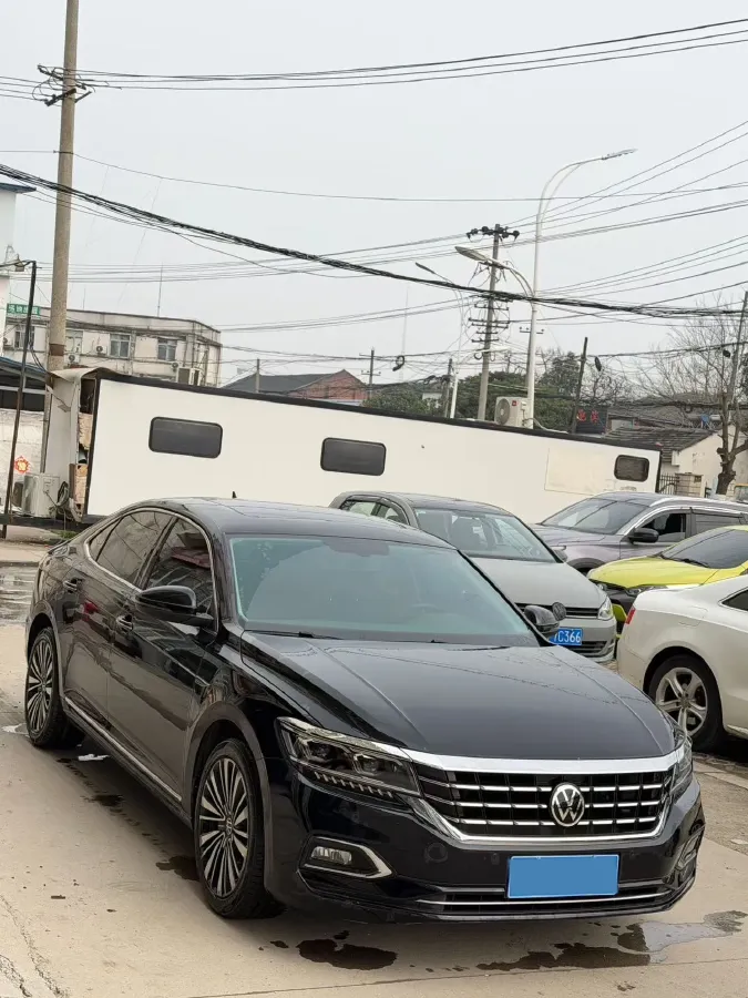 2020 Volkswagen Passat 2.0T 186HP L4 7DCT,autocango,china used car exporter,china ev exporter,chinese used car exporter,chinese used ev exporter