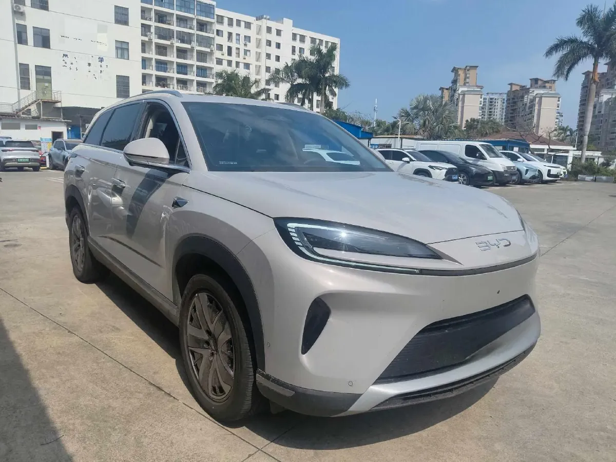 2024 BYD Frigate 07 1.5T 139HP L4 E-CVT PHEV 18.3KWH,autocango,china used car exporter,china ev exporter,chinese used car exporter,chinese used ev exporter