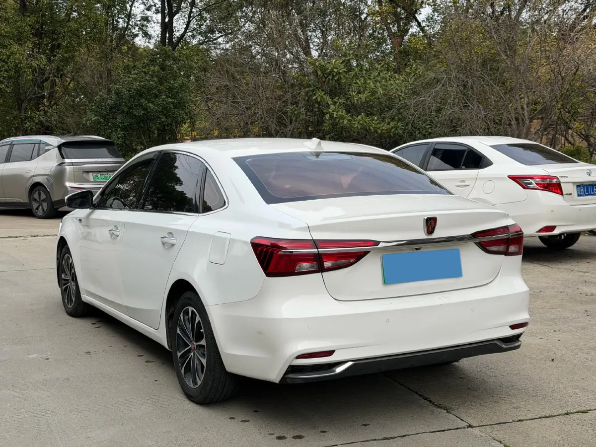 2019 Roewe i6 1.5T 169HP L4 AMT PHEV 9.1KWH,autocango,china used car exporter,china ev exporter,chinese used car exporter,chinese used ev exporter