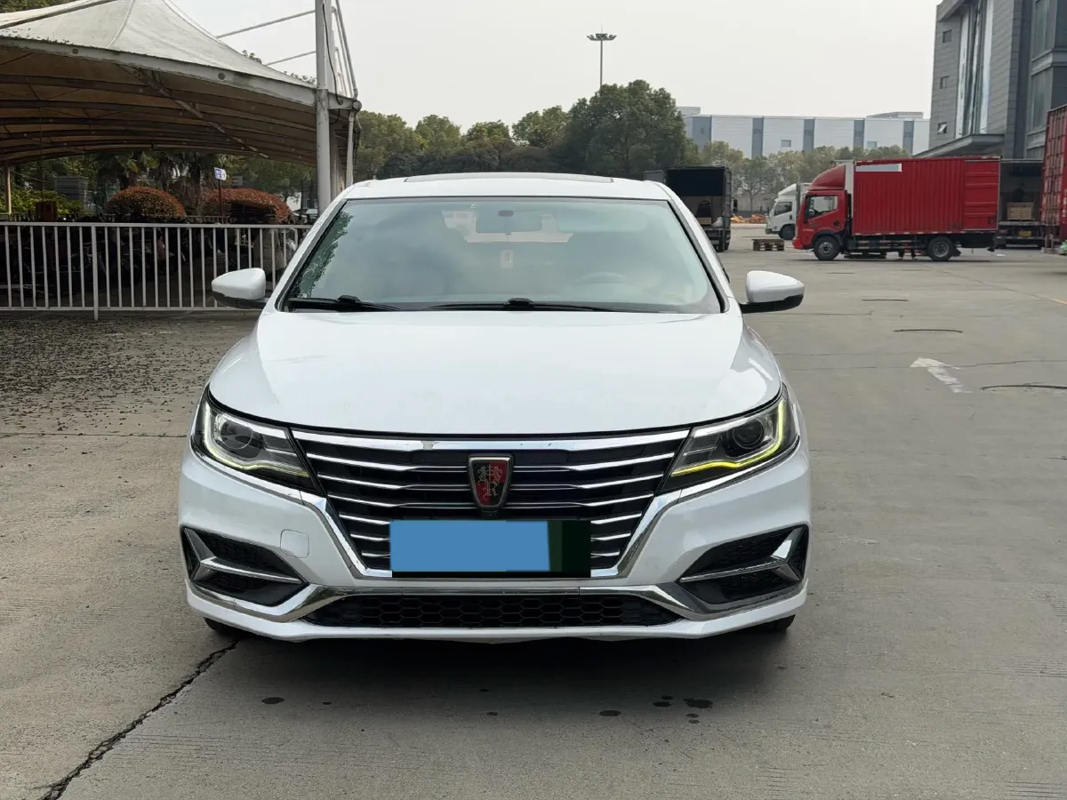 2019 Roewe i6 1.5T 169HP L4 AMT PHEV 9.1KWH,autocango,china used car exporter,china ev exporter,chinese used car exporter,chinese used ev exporter