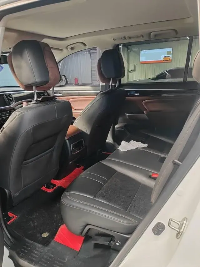 2017 GAC Trumpchi GS8 2.0T 201HP L4 6AT,autocango,china used car exporter,china ev exporter,chinese used car exporter,chinese used ev exporter