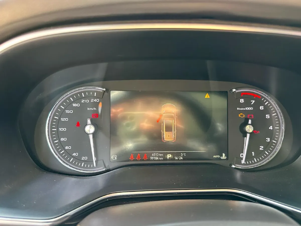 2018 Dongfeng JunFeng E17 BEV 49.93KWH,autocango,china used car exporter,china ev exporter,chinese used car exporter,chinese used ev exporter