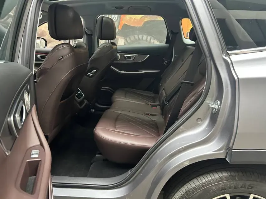 2024 Chery Tiggo 8 PRO 1.6T 197HP L4 7DCT,autocango,china used car exporter,china ev exporter,chinese used car exporter,chinese used ev exporter