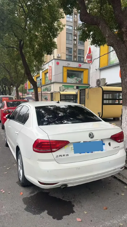 2017 Volkswagen Lavida 1.6L 110HP L4 6AT,autocango,china used car exporter,china ev exporter,chinese used car exporter,chinese used ev exporter