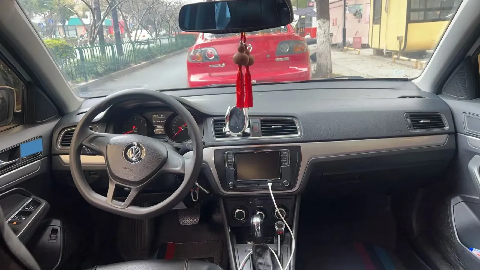 2017 Volkswagen Lavida 1.6L 110HP L4 6AT,autocango,china used car exporter,china ev exporter,chinese used car exporter,chinese used ev exporter