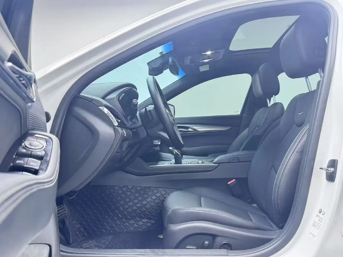 2021 Cadillac CT5 2.0T 237HP L4 10AT,autocango,china used car exporter,china ev exporter,chinese used car exporter,chinese used ev exporter