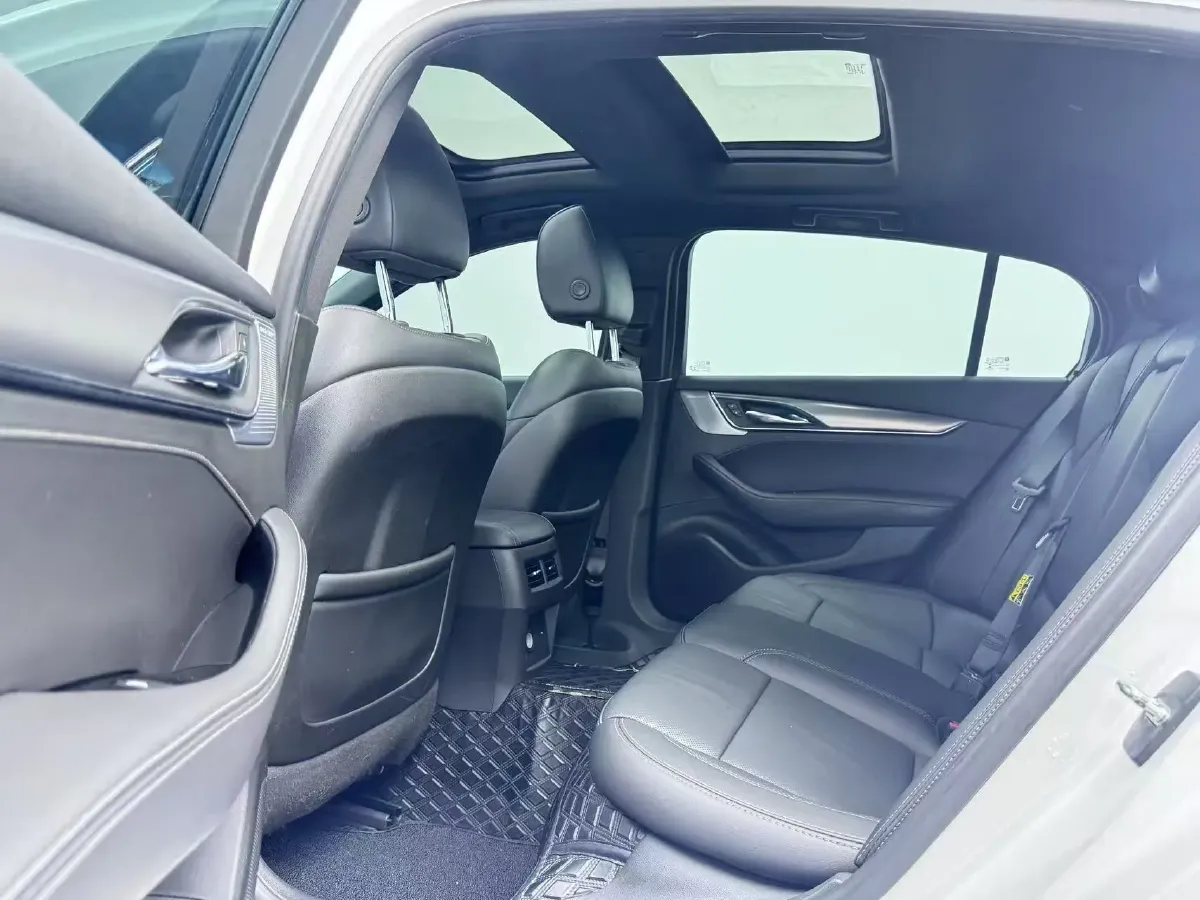 2021 Cadillac CT5 2.0T 237HP L4 10AT,autocango,china used car exporter,china ev exporter,chinese used car exporter,chinese used ev exporter