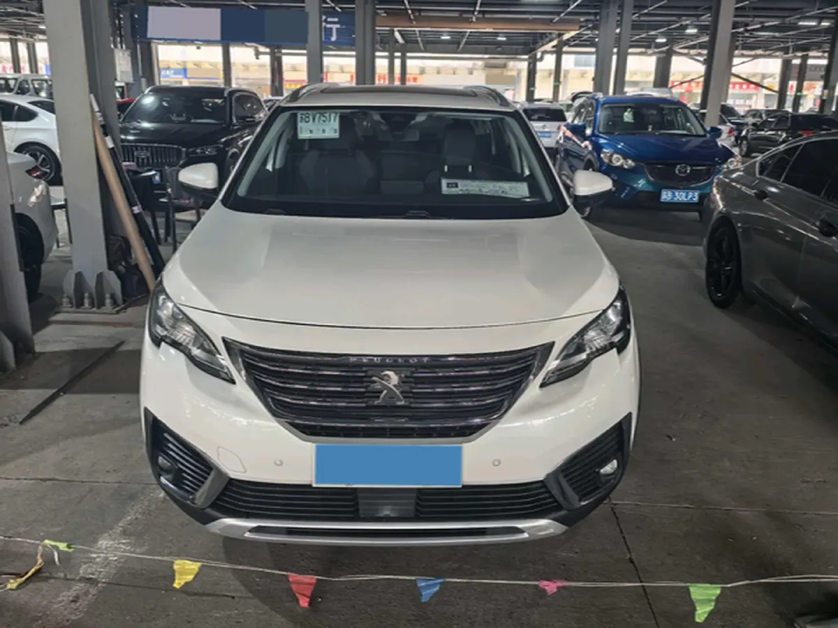2017 Peugeot 5008 1.8T 204HP L4 6AT,autocango,china used car exporter,china ev exporter,chinese used car exporter,chinese used ev exporter