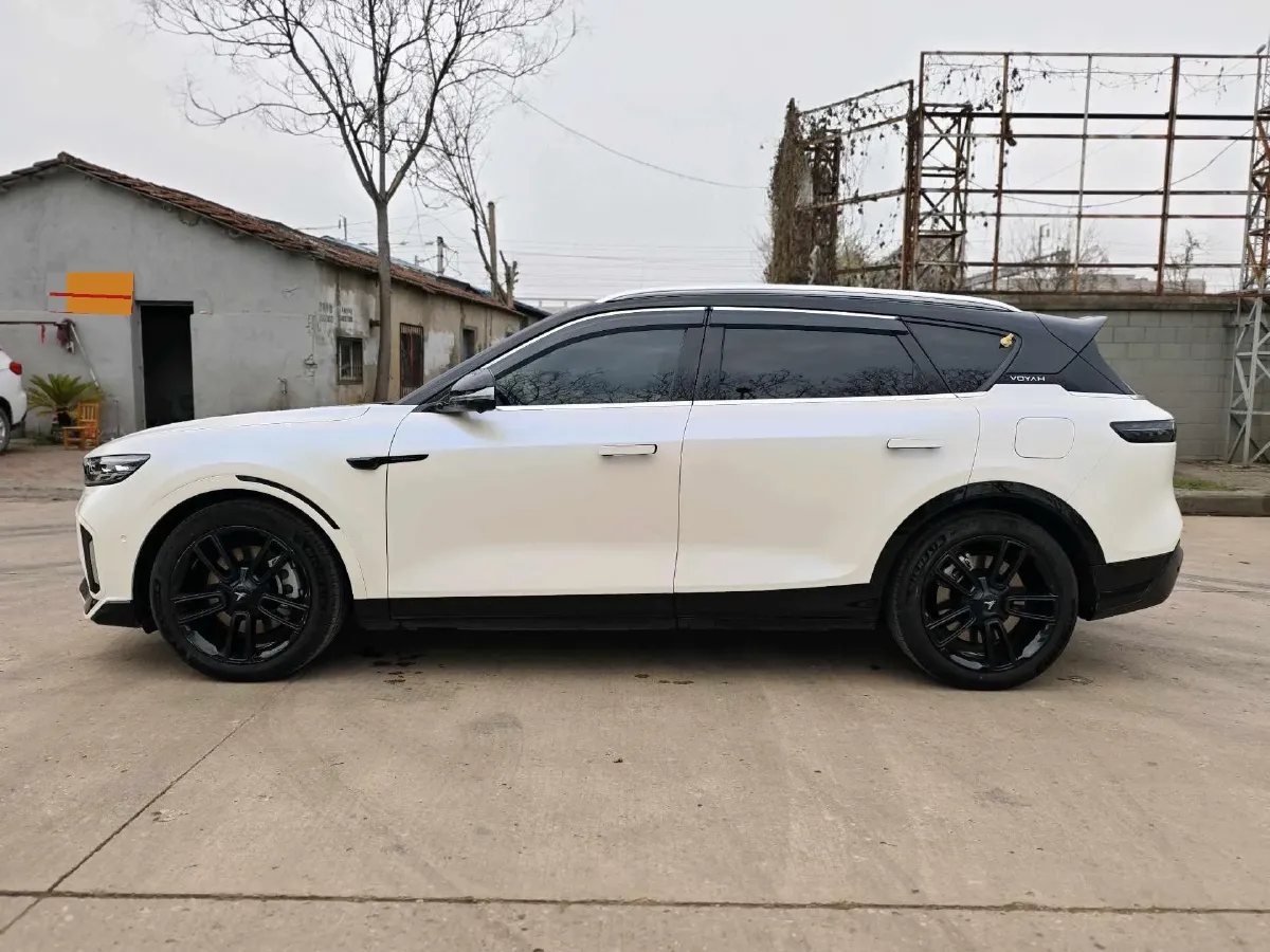 2024 Voyah FREE 1.5T 150HP L4 REEV 39.2KWH,autocango,china used car exporter,china ev exporter,chinese used car exporter,chinese used ev exporter