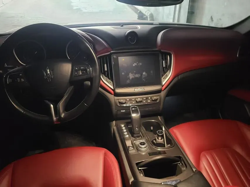 2019 Maserati Ghibli 3.0T 350HP V6 8AT,autocango,china used car exporter,china ev exporter,chinese used car exporter,chinese used ev exporter