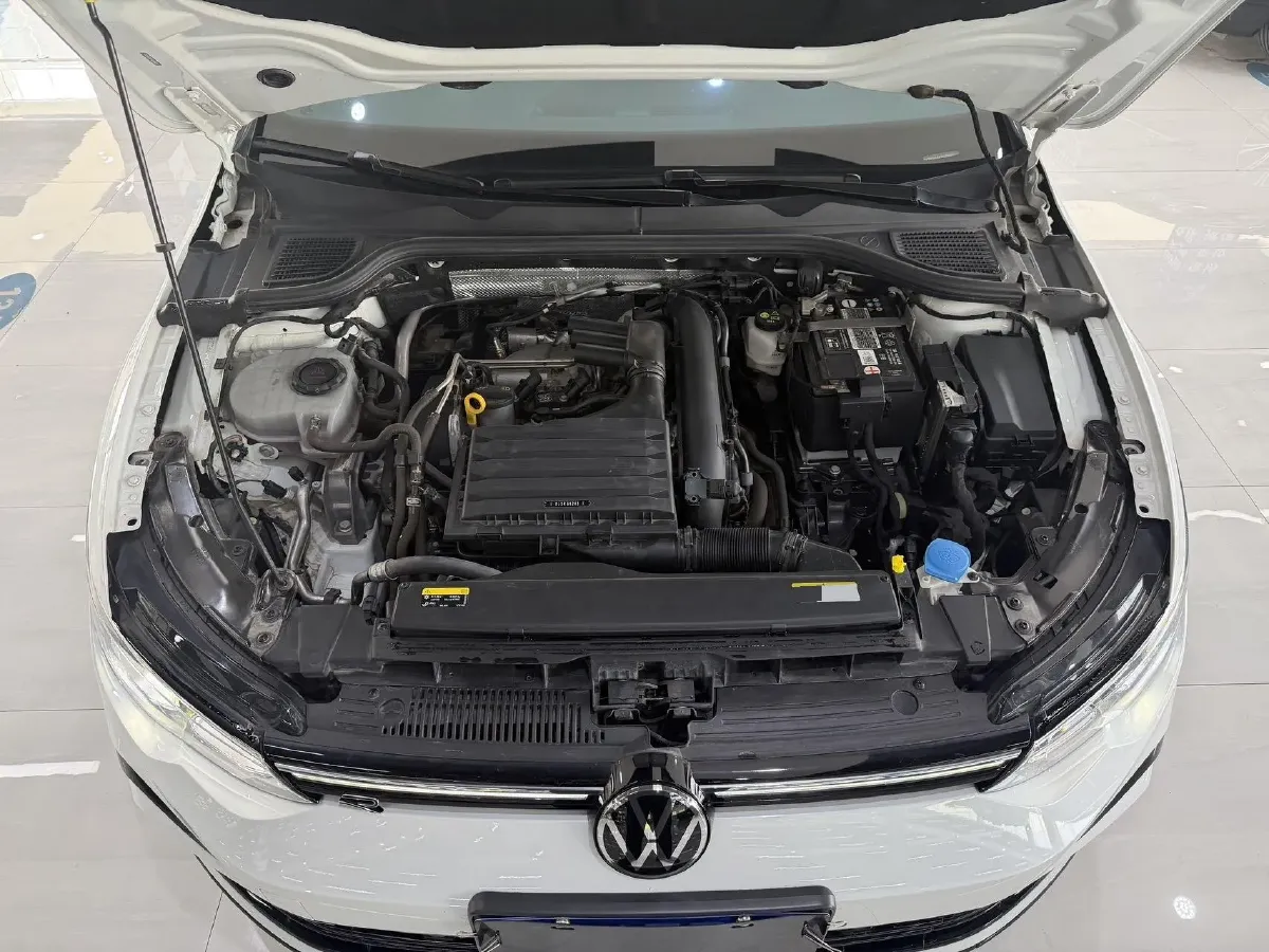2023 Volkswagen Golf 1.4T 150HP L4 7DCT,autocango,china used car exporter,china ev exporter,chinese used car exporter,chinese used ev exporter