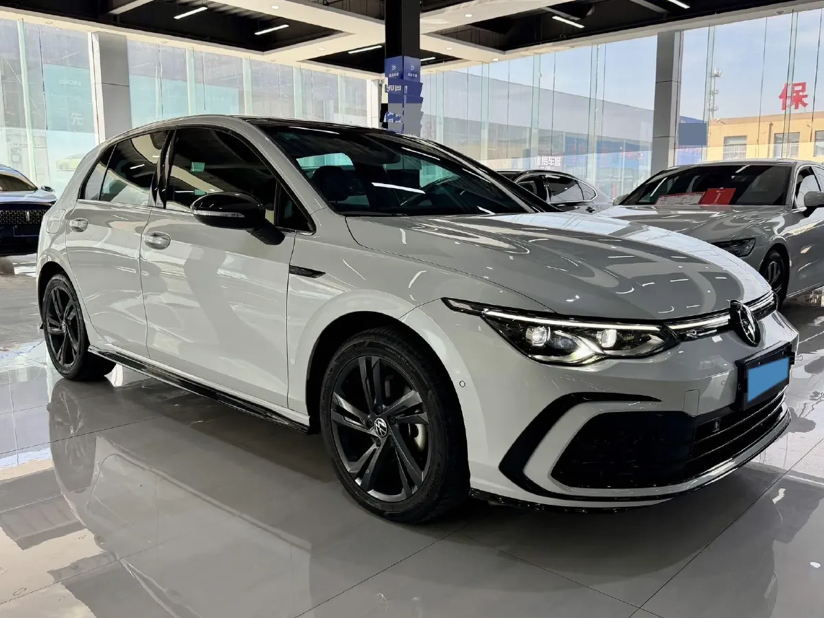 2023 Volkswagen Golf 1.4T 150HP L4 7DCT,autocango,china used car exporter,china ev exporter,chinese used car exporter,chinese used ev exporter