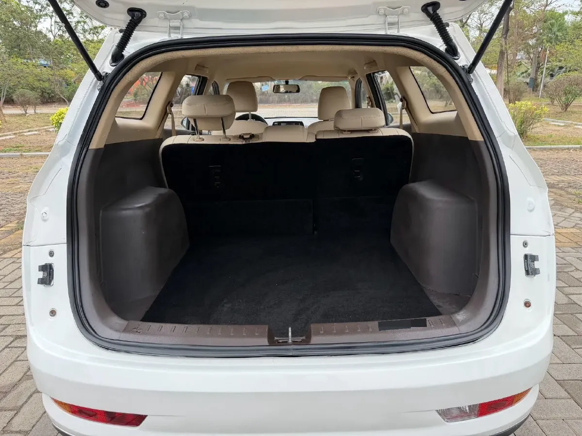 2019 JinBei XinYuan T32S 1.5L 102HP L4 5MT,autocango,china used car exporter,china ev exporter,chinese used car exporter,chinese used ev exporter