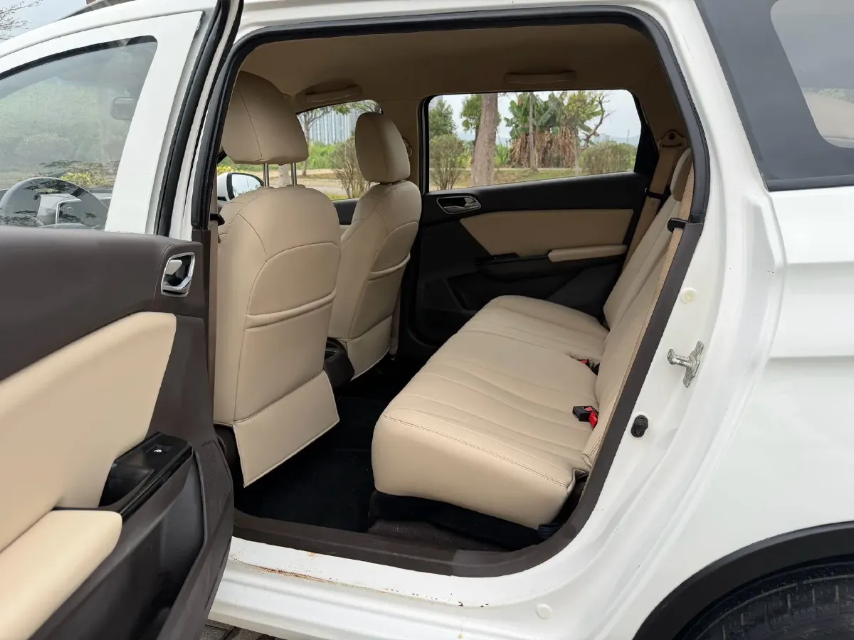 2019 JinBei XinYuan T32S 1.5L 102HP L4 5MT,autocango,china used car exporter,china ev exporter,chinese used car exporter,chinese used ev exporter