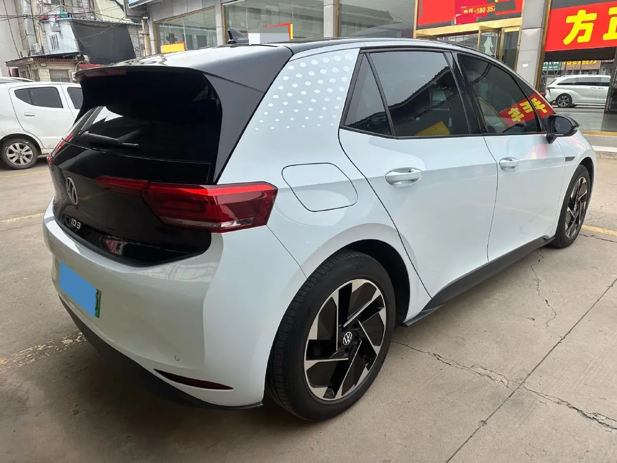 2023 Volkswagen ID.3 BEV 52.8KWH,autocango,china used car exporter,china ev exporter,chinese used car exporter,chinese used ev exporter