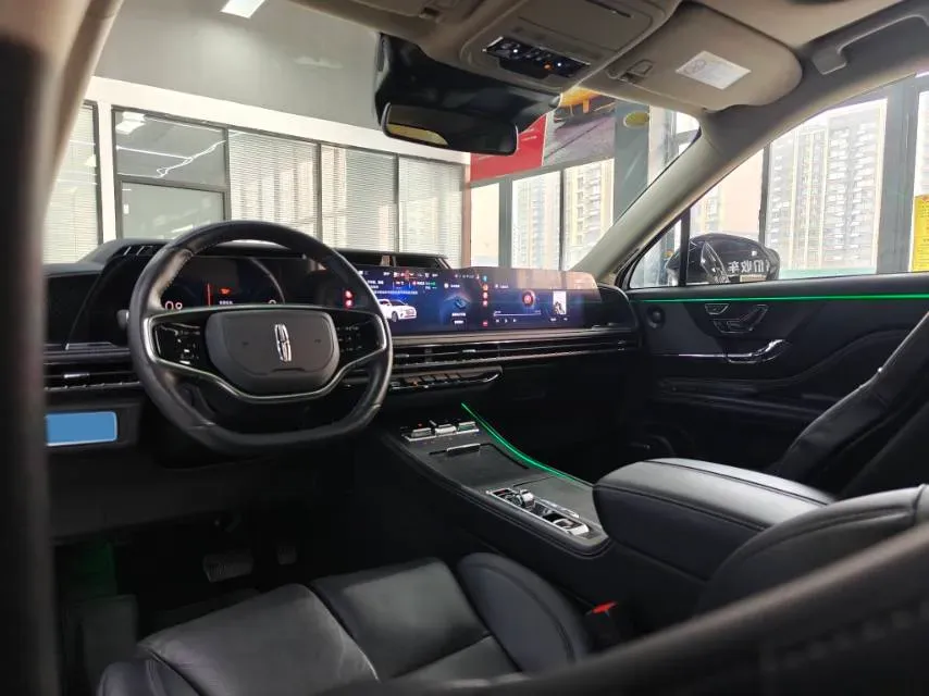 2024 Lincoln Corsair 2.0T 261HP L4 8AT,autocango,china used car exporter,china ev exporter,chinese used car exporter,chinese used ev exporter