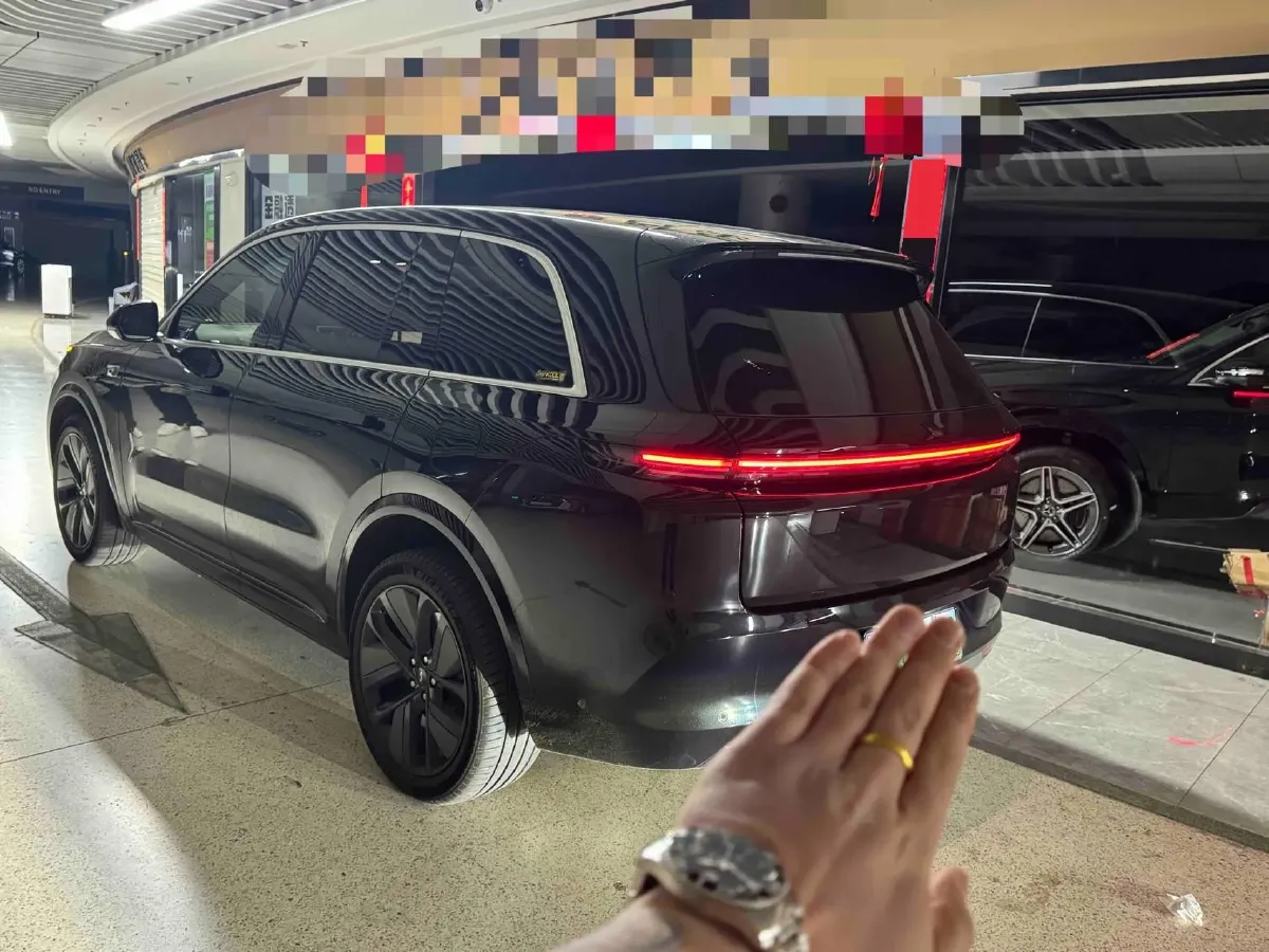 2024 Volvo S60 2.0T 197HP L4 7DCT,autocango,china used car exporter,china ev exporter,chinese used car exporter,chinese used ev exporter