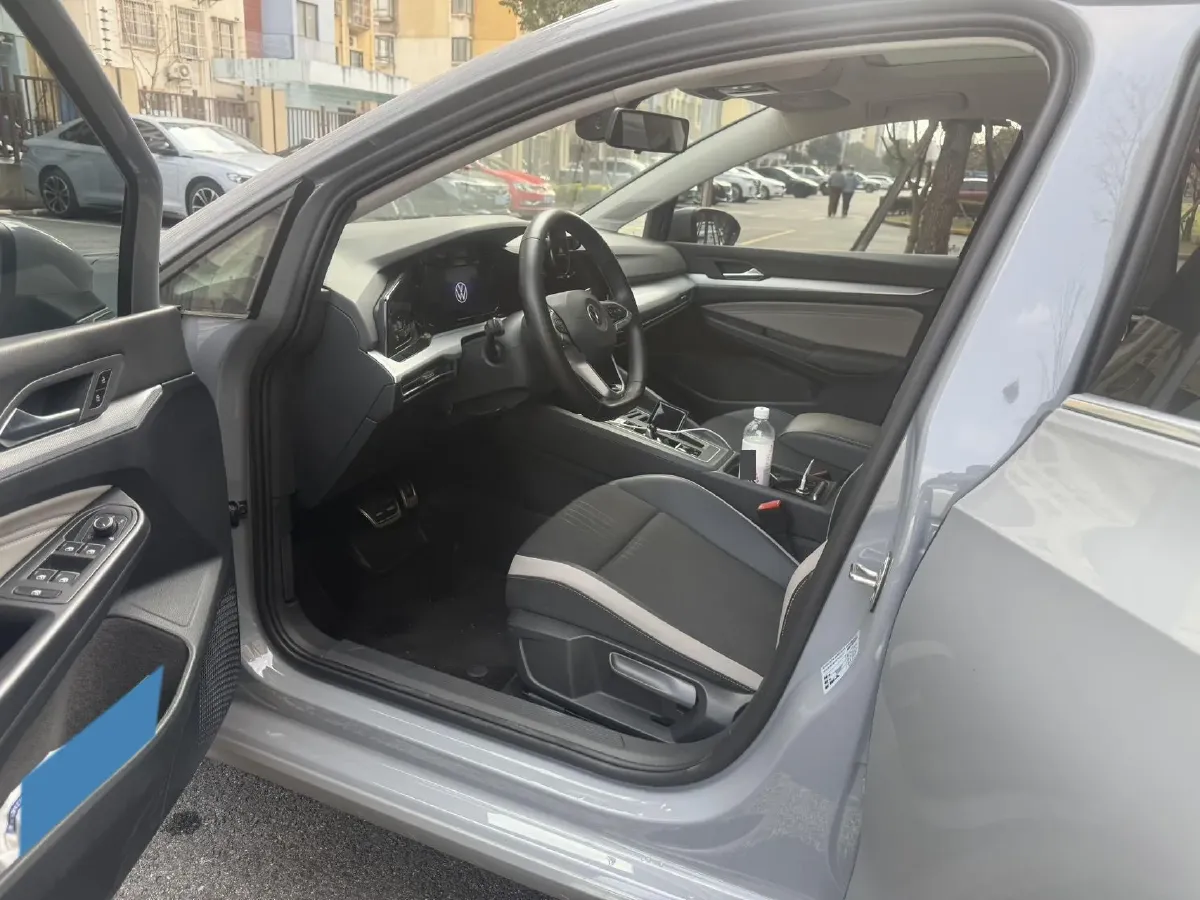 2021 Volkswagen Golf 1.4T 150HP L4 7DCT,autocango,china used car exporter,china ev exporter,chinese used car exporter,chinese used ev exporter