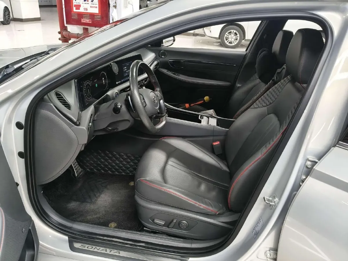 2020 Hyundai Sonata 2.0T 240HP L4 8AT,autocango,china used car exporter,china ev exporter,chinese used car exporter,chinese used ev exporter