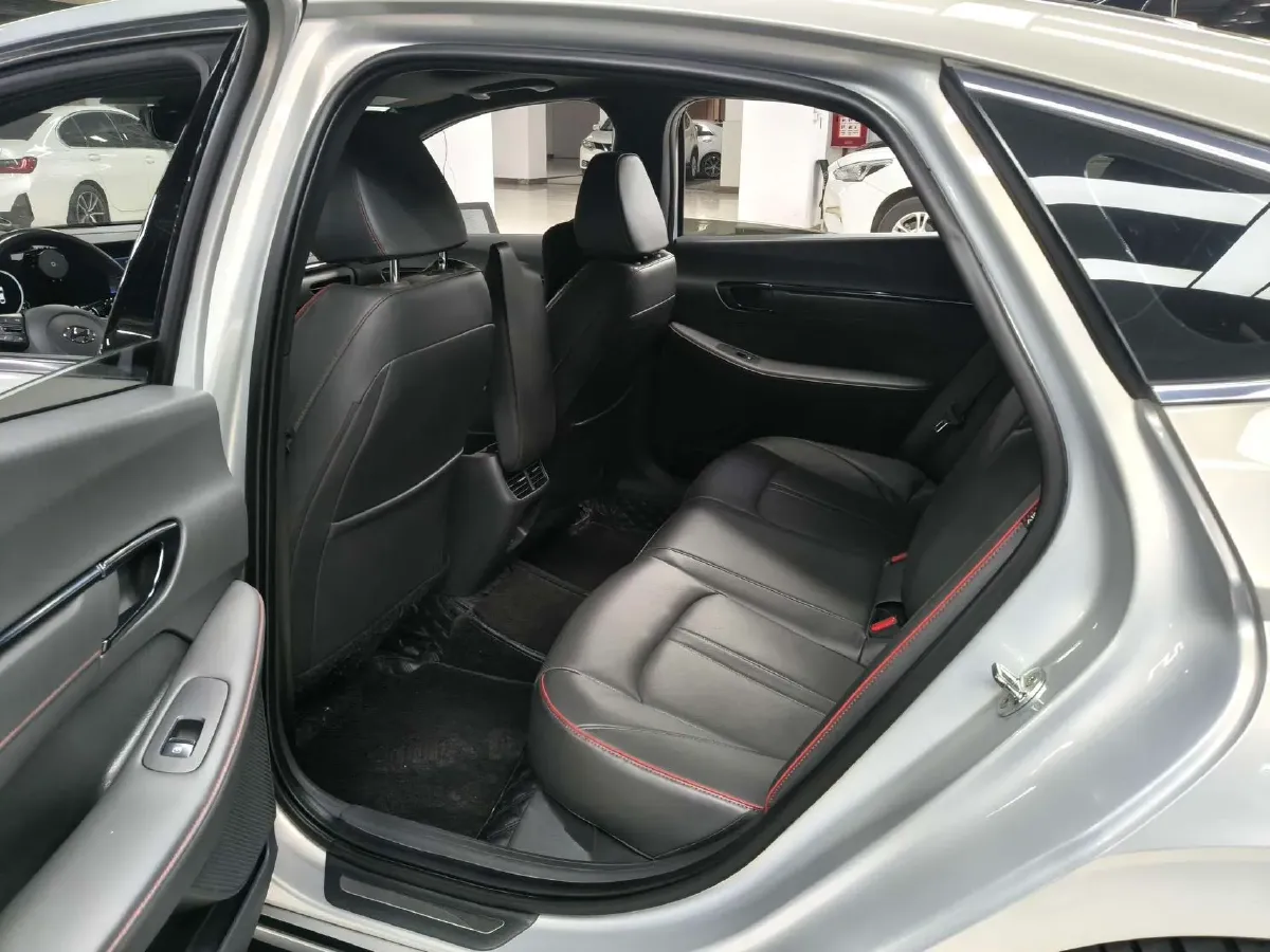 2020 Hyundai Sonata 2.0T 240HP L4 8AT,autocango,china used car exporter,china ev exporter,chinese used car exporter,chinese used ev exporter