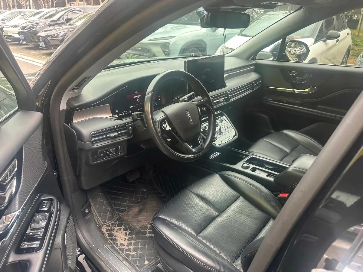 2022 Lincoln Corsair 2.0T 245HP L4 8AT,autocango,china used car exporter,china ev exporter,chinese used car exporter,chinese used ev exporter