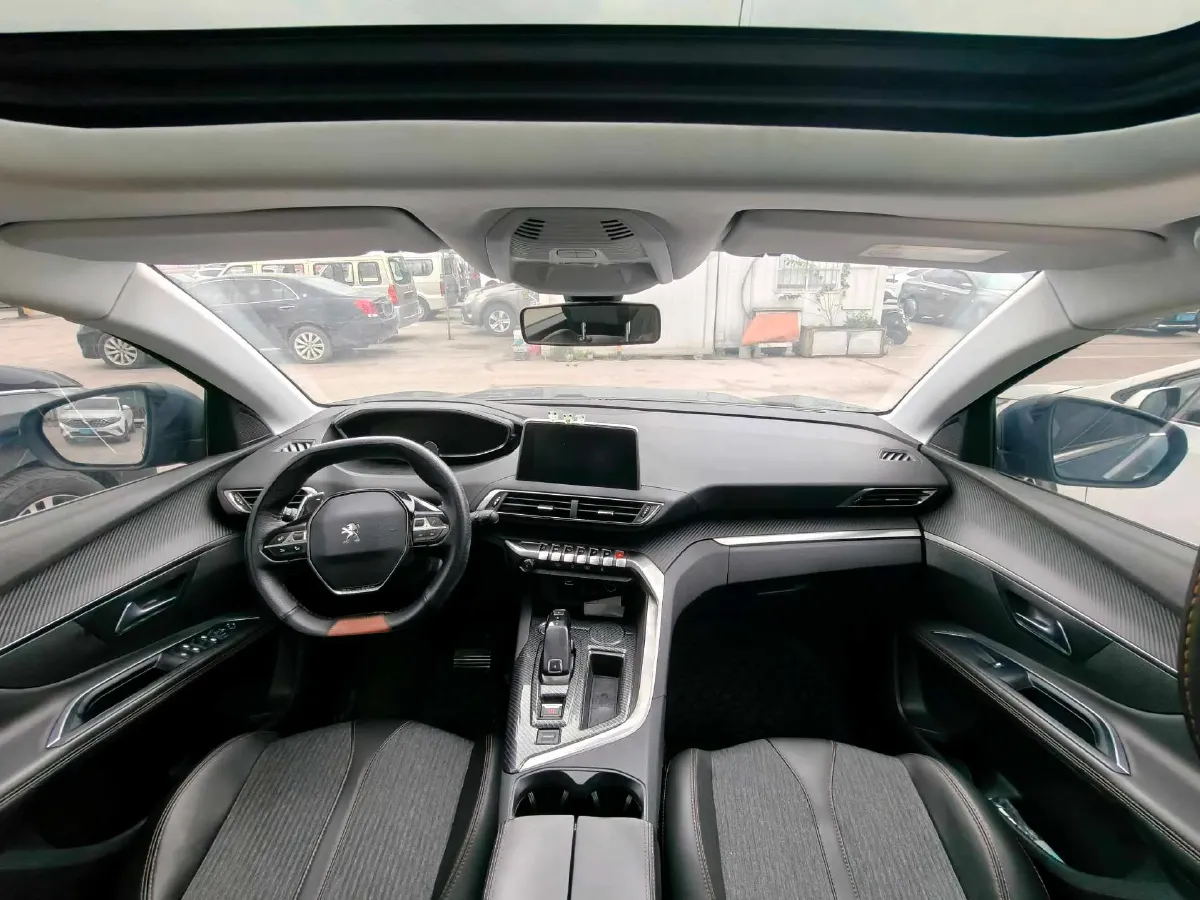 2017 Peugeot 5008 1.6T 167HP L4 6AT,autocango,china used car exporter,china ev exporter,chinese used car exporter,chinese used ev exporter