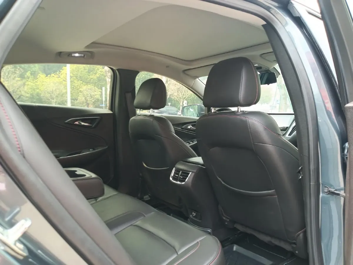 2021 Chevrolet Malibu XL 2.0T 237HP L4 9AT,autocango,china used car exporter,china ev exporter,chinese used car exporter,chinese used ev exporter