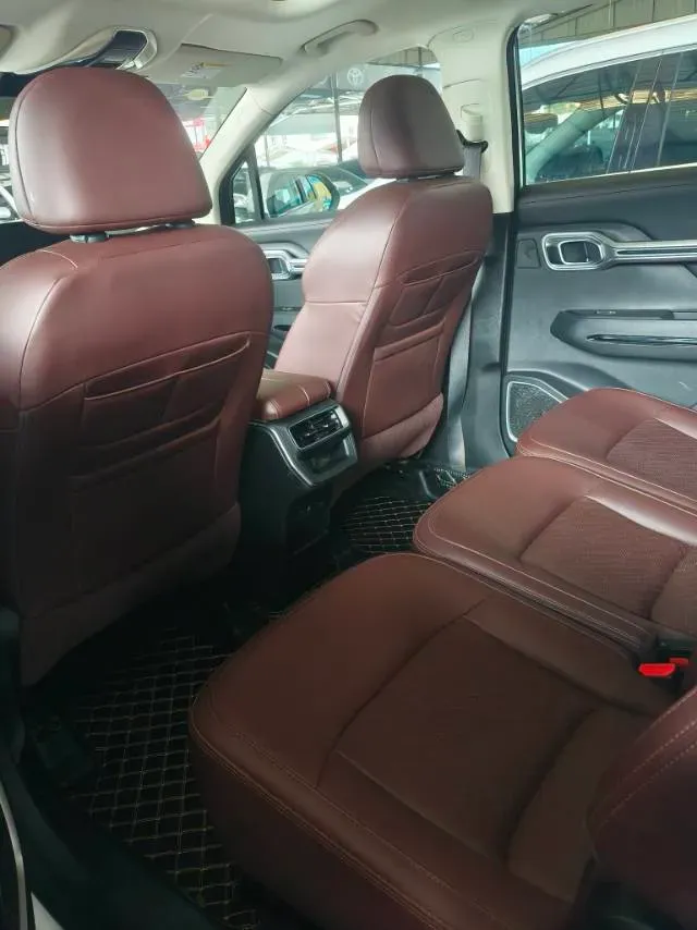 2022 Geely Okavango 1.8T 184HP L4 7DCT,autocango,china used car exporter,china ev exporter,chinese used car exporter,chinese used ev exporter