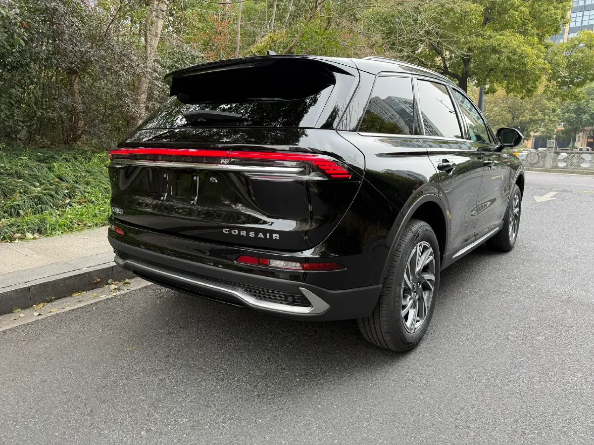 2025 Lincoln Corsair 2.0T 261HP L4 8AT,autocango,china used car exporter,china ev exporter,chinese used car exporter,chinese used ev exporter