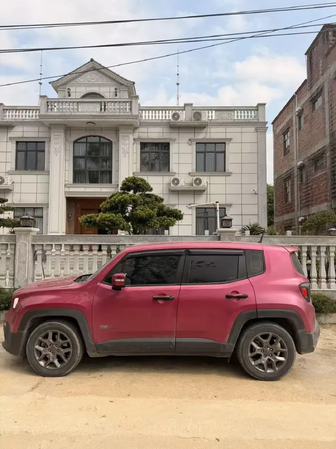 2017 Jeep Renegade 1.4T 150HP L4 7DCT,autocango,china used car exporter,china ev exporter,chinese used car exporter,chinese used ev exporter