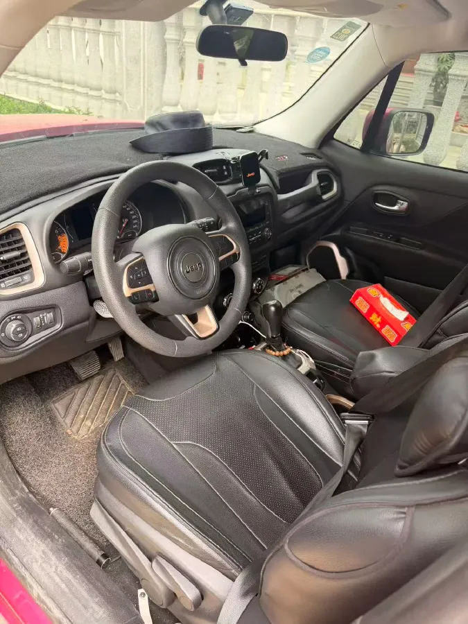 2017 Jeep Renegade 1.4T 150HP L4 7DCT,autocango,china used car exporter,china ev exporter,chinese used car exporter,chinese used ev exporter