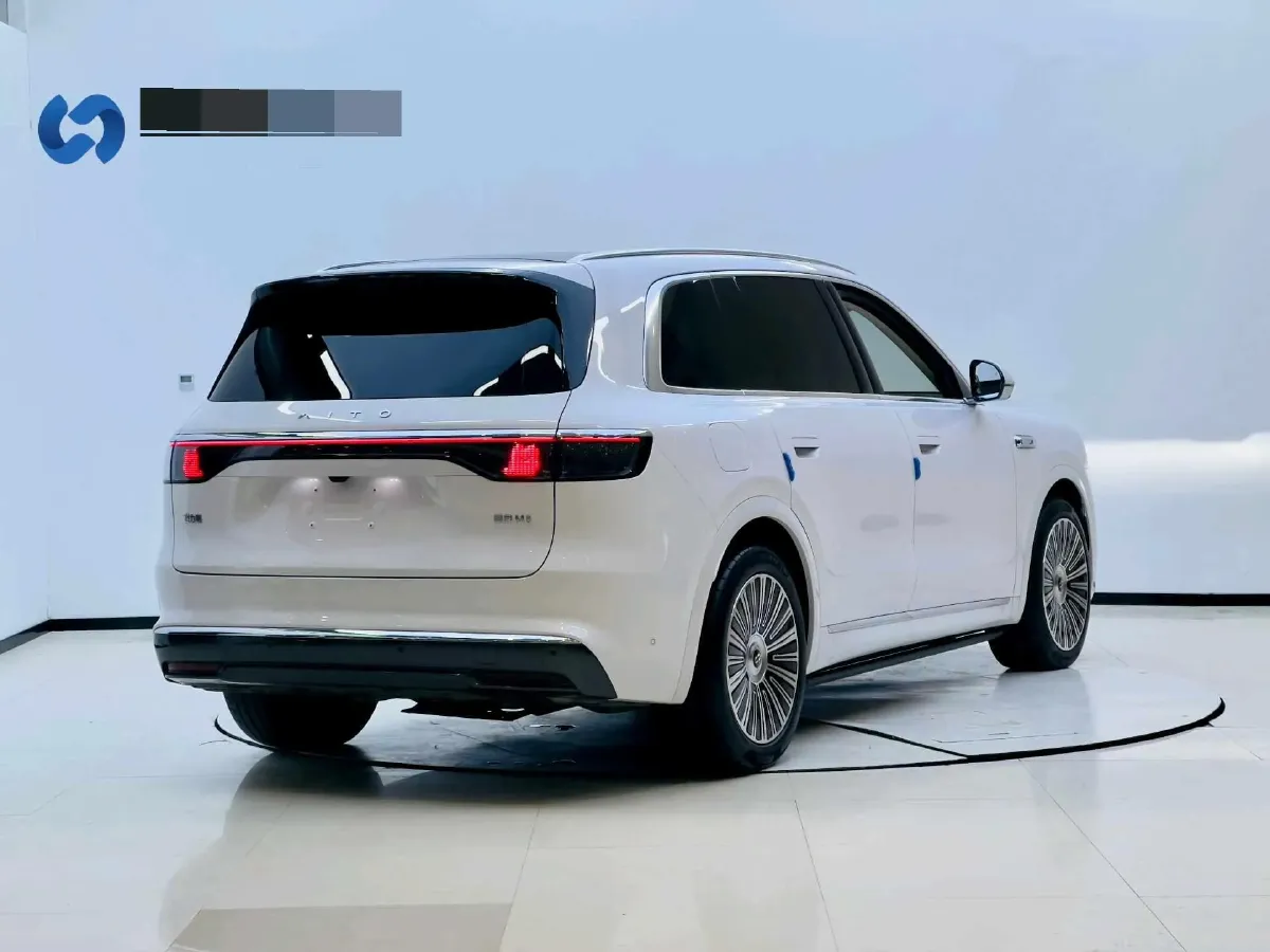 2025 AITO AITO M8 REEV 160HP REEV 53.4KWH,autocango,china used car exporter,china ev exporter,chinese used car exporter,chinese used ev exporter