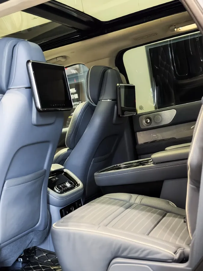 2019 Lincoln Navigator 3.5T 388HP V6 10AT,autocango,china used car exporter,china ev exporter,chinese used car exporter,chinese used ev exporter