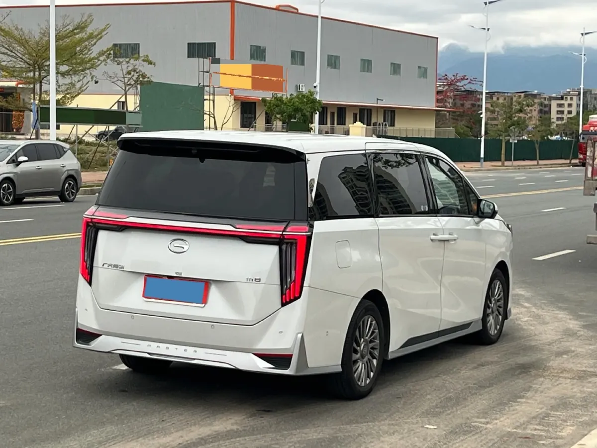 2024 GAC Trumpchi M8 2.0T 252HP L4 8AT,autocango,china used car exporter,china ev exporter,chinese used car exporter,chinese used ev exporter