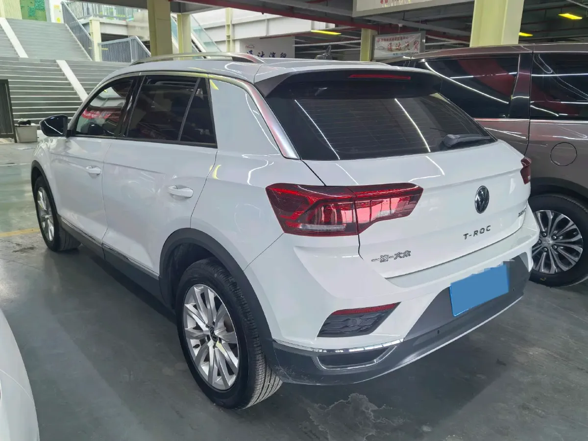 2022 Volkswagen T-Roc 1.4T 150HP L4 7DCT,autocango,china used car exporter,china ev exporter,chinese used car exporter,chinese used ev exporter