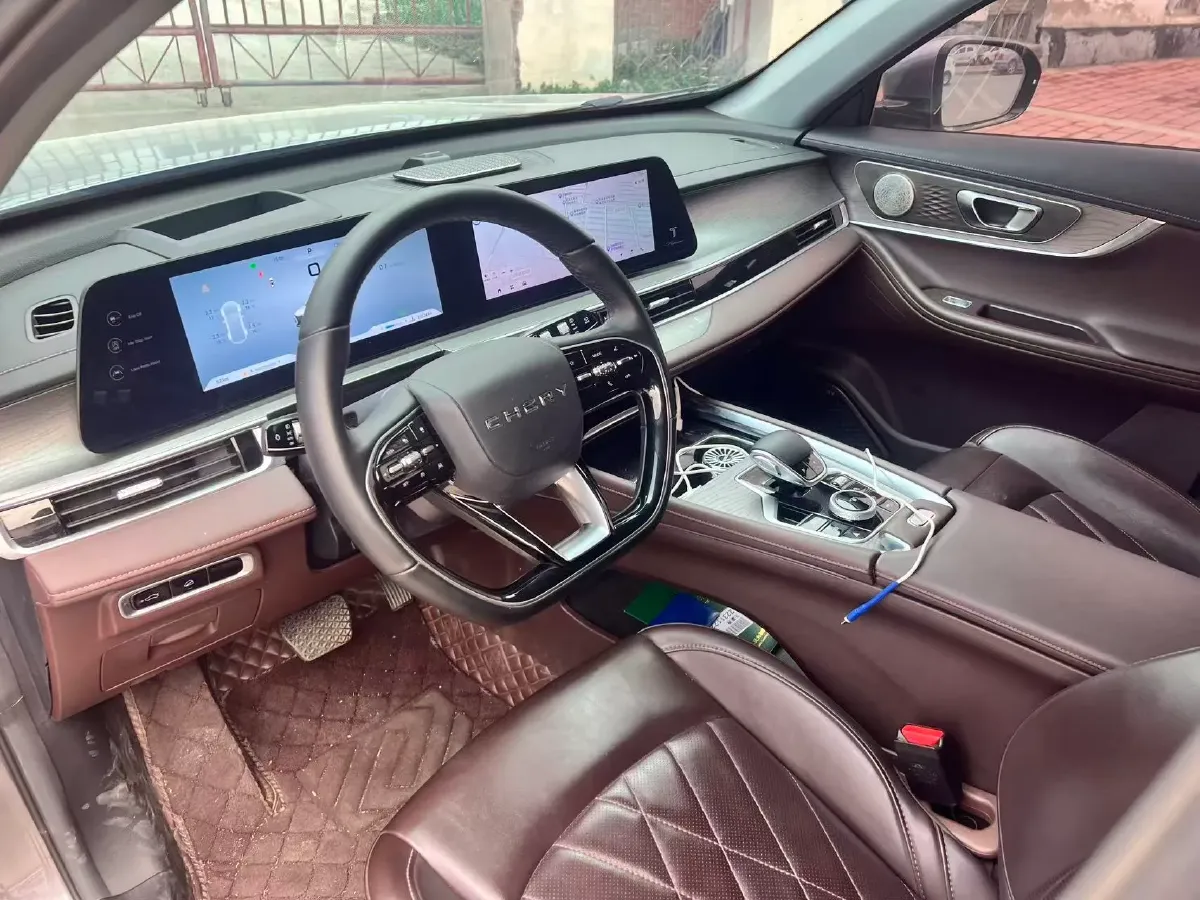 2024 Chery Tiggo 8 PRO 2.0T 254HP L4 7DCT,autocango,china used car exporter,china ev exporter,chinese used car exporter,chinese used ev exporter