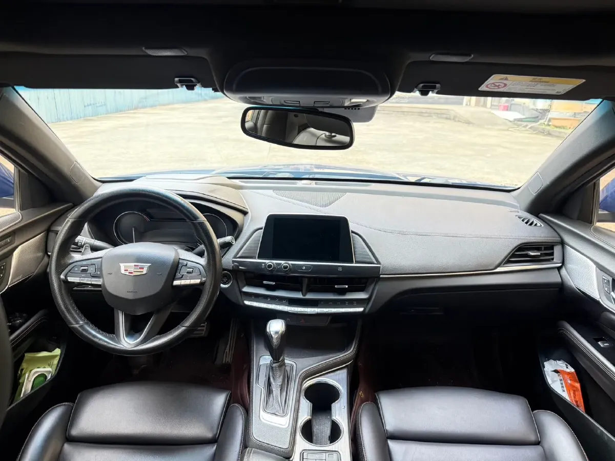 2022 Cadillac CT4 2.0T 237HP L4 8AT,autocango,china used car exporter,china ev exporter,chinese used car exporter,chinese used ev exporter