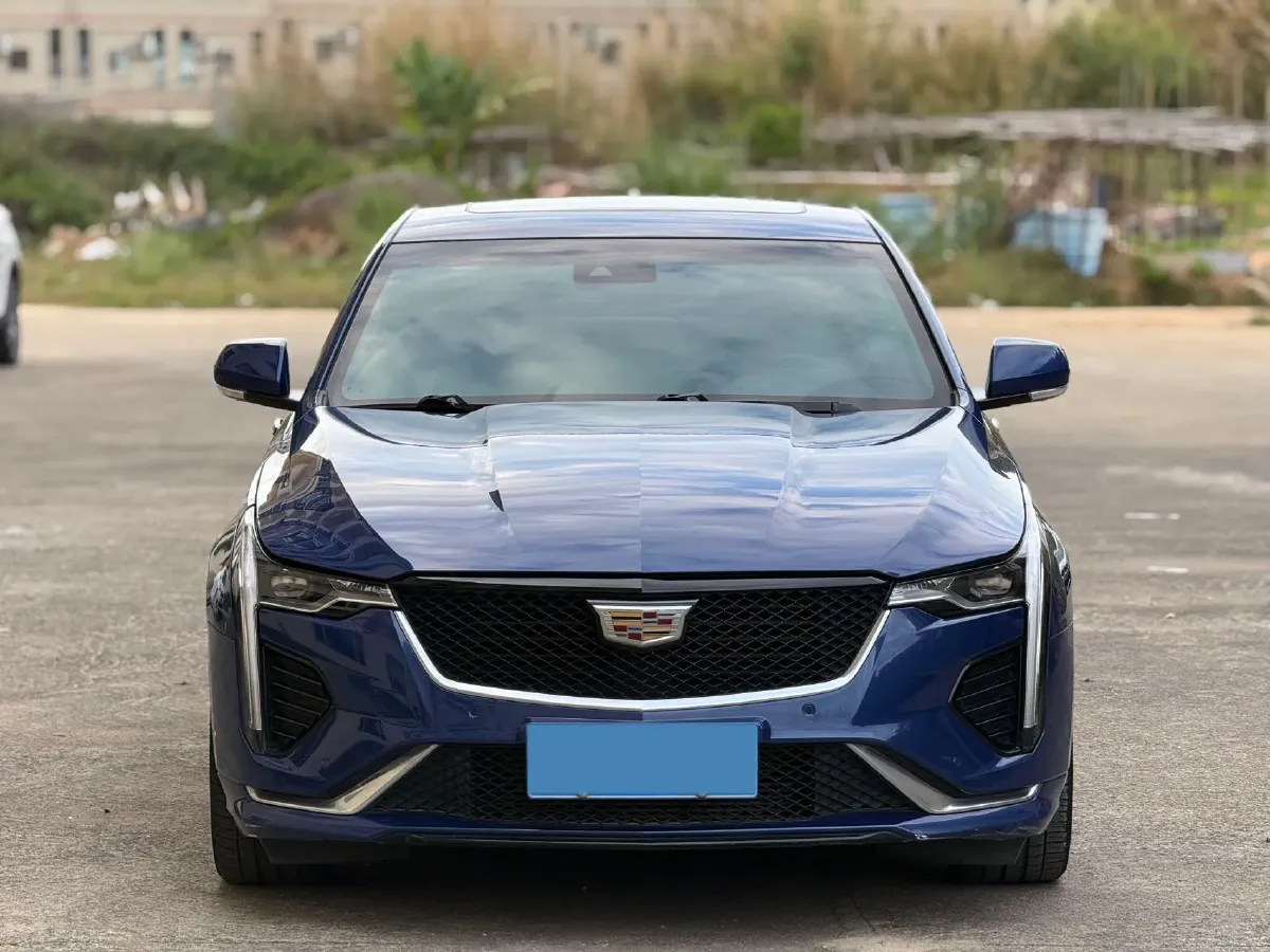 2022 Cadillac CT4 2.0T 237HP L4 8AT,autocango,china used car exporter,china ev exporter,chinese used car exporter,chinese used ev exporter
